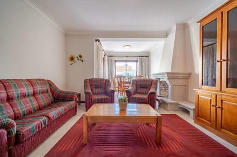 Communal lounge/ TV room, Living room