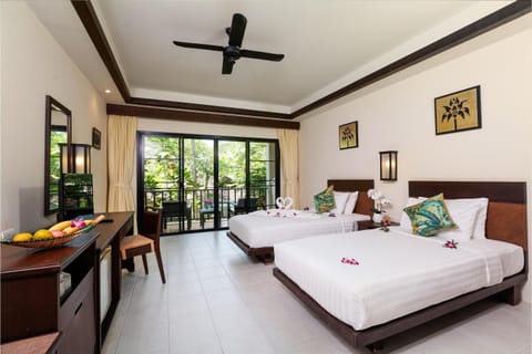 Nang Thong Bay Resort Resort in Khuekkhak