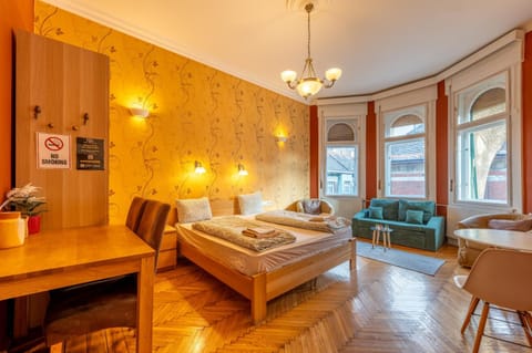 Bed, Living room, Bedroom