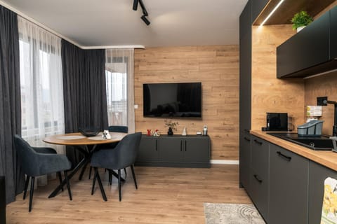 TV and multimedia, Living room, Dining area