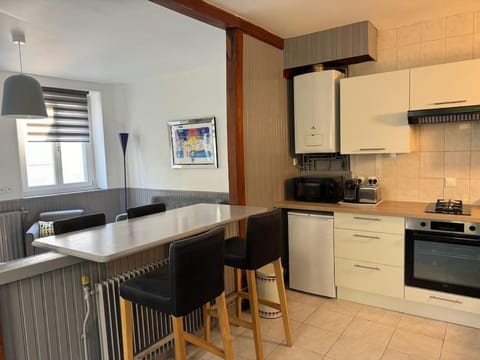 La Maison de la Cour House in Fontainebleau