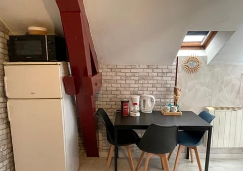 Cosy au pied de la gare de Dijon Apartment in Dijon