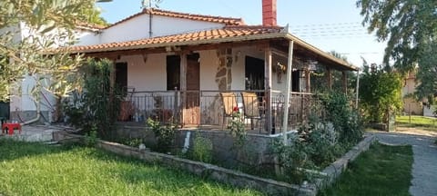 mountain and sea in kallithea Halkidiki House in Halkidiki
