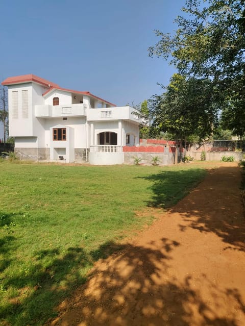 Property building, Garden, Garden view