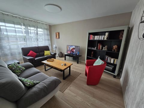 Communal lounge/ TV room, Living room