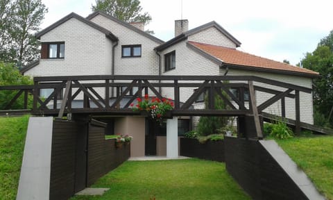Property building, Patio, Garden