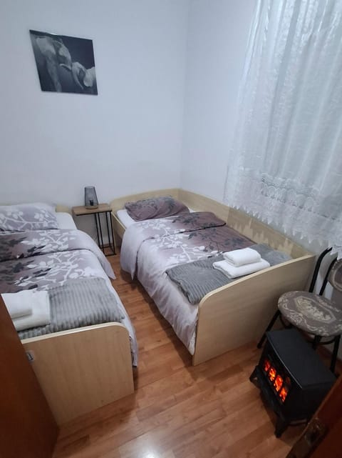 Macy 25 House in Dobrota