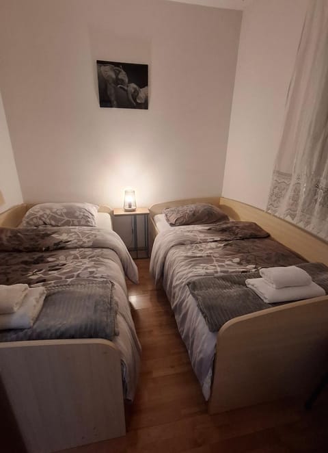 Macy 25 House in Dobrota