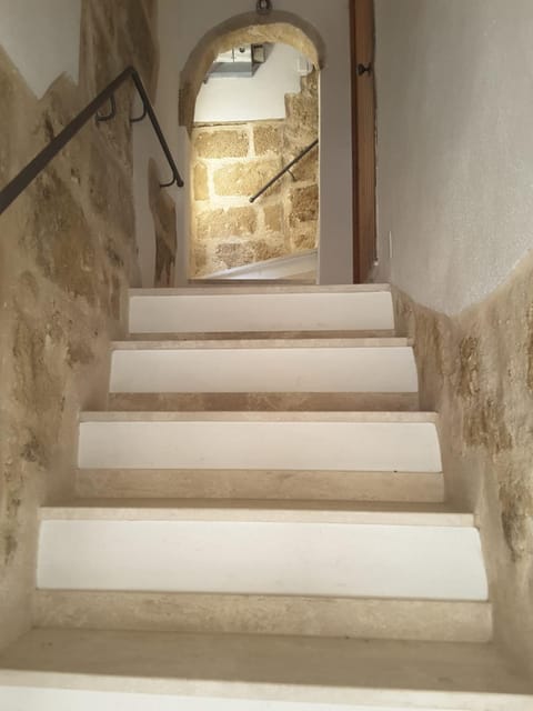 Nice apt in a street in old town Apartment in Alghero