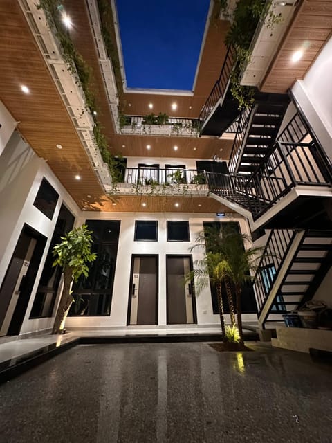 Property building, Night, View (from property/room), Balcony/Terrace