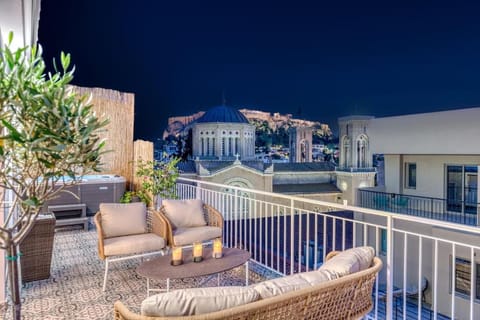 Patio, Night, View (from property/room), Balcony/Terrace
