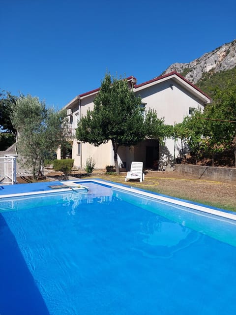 Property building, Pool view, Swimming pool