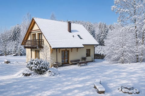 Property building, Winter