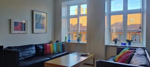 I hjertet af København nær Marmorkirken Metro Apartment in Copenhagen
