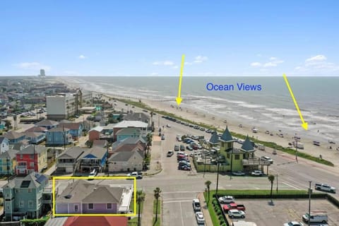 Nearby landmark, Natural landscape, Beach, Evening entertainment, Sea view, Location