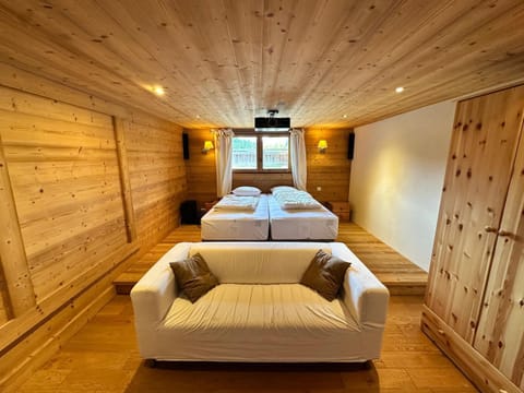 Chalet spacieux 10 pers au pied des pistes, Corrençon-en-Vercors - FR-1-515-215 Chalet in Provence-Alpes-Côte d'Azur