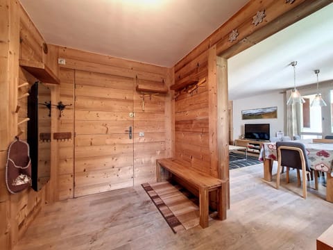 Magnifique appartement familial ski aux pieds, 8 pers, parking inclus - FR-1-518-159 Apartment in Val dIsere