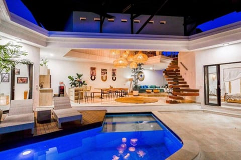 Property building, Pool view, Swimming pool