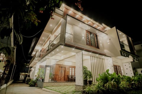 Property building, Night