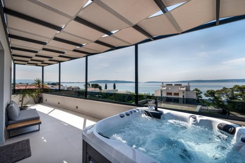 Activities, View (from property/room), Spa and wellness centre/facilities, Diving, Evening entertainment, City view, Garden view, Sea view, Quiet street view, VIP