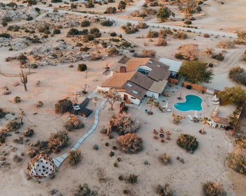 High Desert Paradise By The Cohost Company House in Yucca Valley