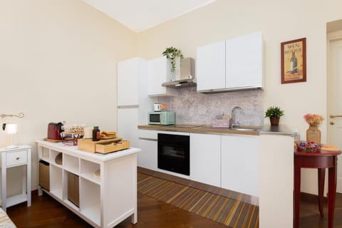 Casa Sancarlino - 200mt Clinica Zucchi Apartment in Monza