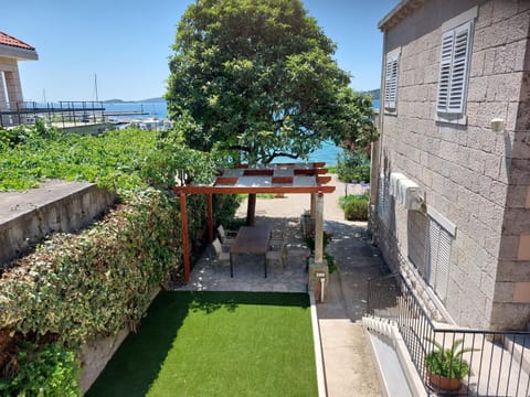 Apartment Karmen by the sea Apartment in Dubrovnik-Neretva County