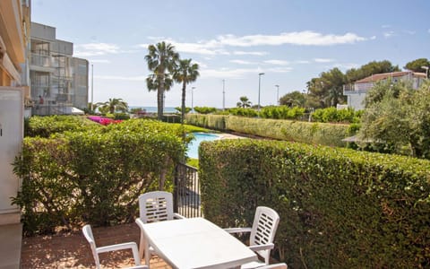 Balcony/Terrace, Garden view, Pool view