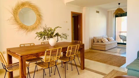 Living room, Seating area, Dining area