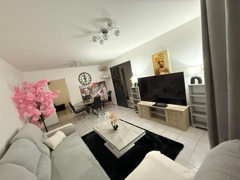 Loft Benub Serenity Apartment in Les Abymes