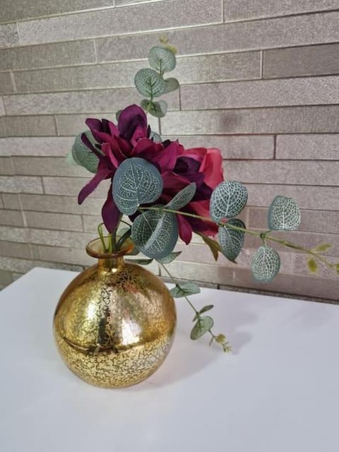 Homely 3 bedroom house in Farnworth, Bolton Apartment in England