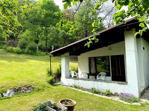 Property building, Balcony/Terrace, Garden view