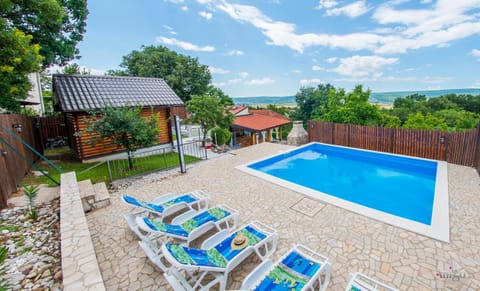 Property building, Swimming pool, Swimming pool, sunbed