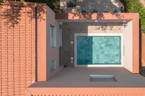 Balcony/Terrace, Swimming pool