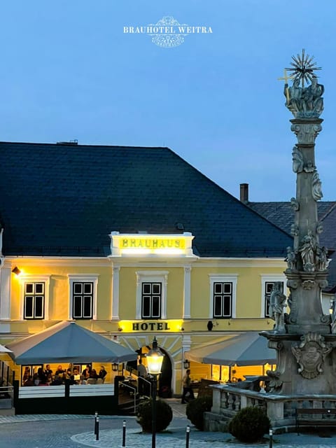 Property building, Night, Landmark view