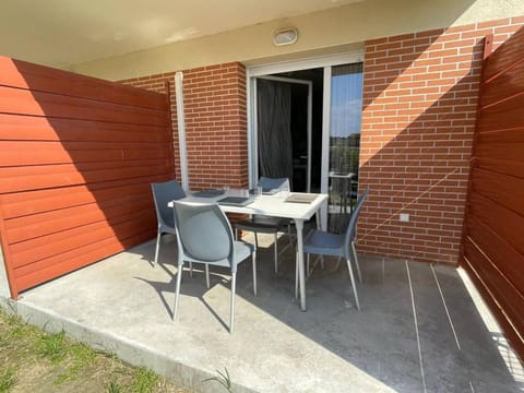 Balcony/Terrace, Dining area