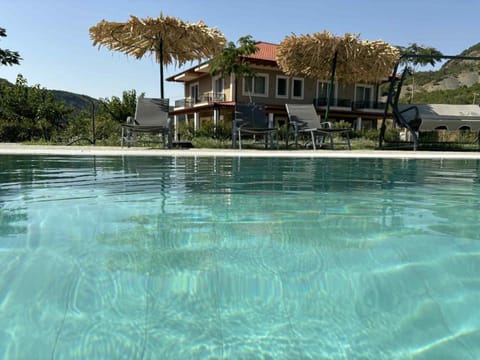 Guesthouse Lumo & pool Nature lodge in North Macedonia