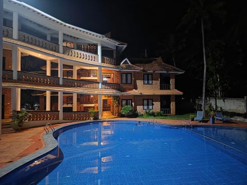 Property building, Pool view