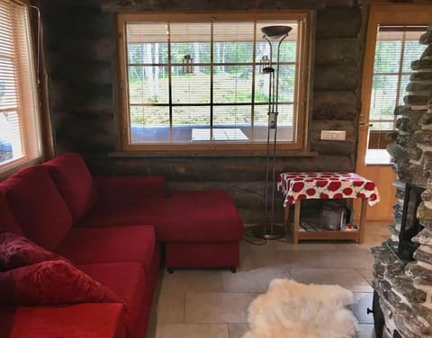 Elegant and Cosy Log Lodge Villa Aurora Apartment in Norrbotten County, Sweden