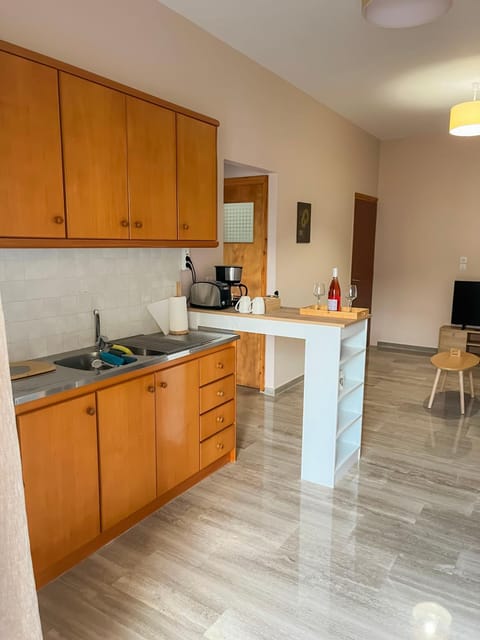 Room 4 House in Argolis, Greece