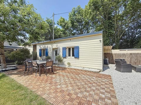Cottage, L étrille, WIFI gratuit, proche de la mer, jardin, terrasse House in Saint-Pair-sur-Mer