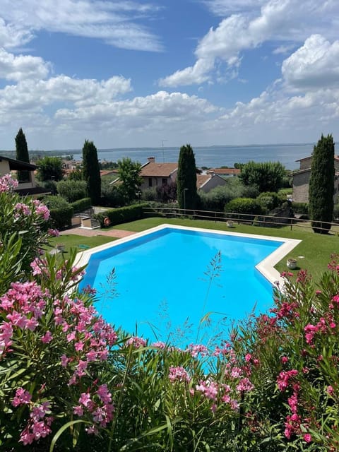 Spring, Natural landscape, Summer, Garden, Garden view, Lake view, Pool view, Swimming pool