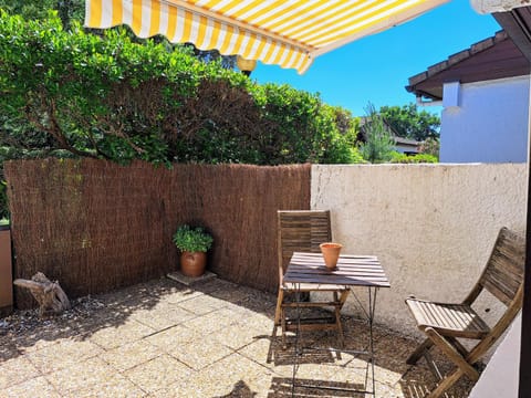 Patio, Spring, Day, Balcony/Terrace, Garden view, sunbed