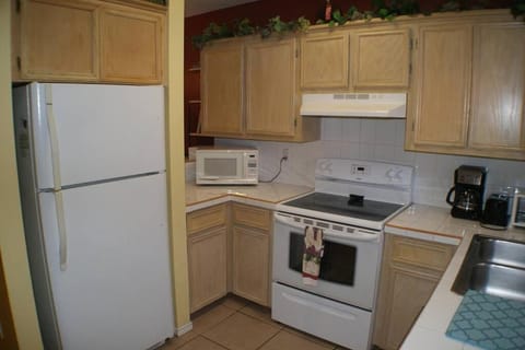 Las Palmas 8 Close to entertainment district, beach access Apartment in South Padre Island