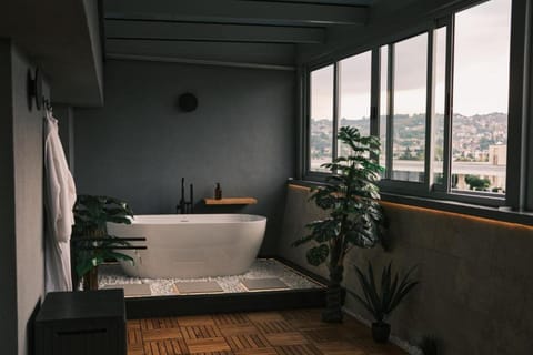 Bathroom, Bath