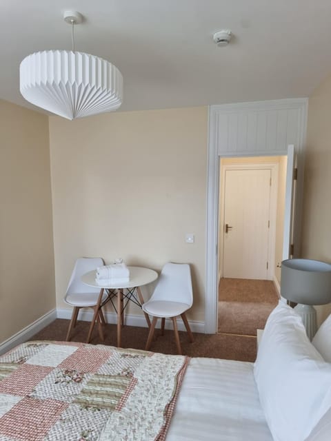Oak Leaf Suite Vacation rental in Londonderry
