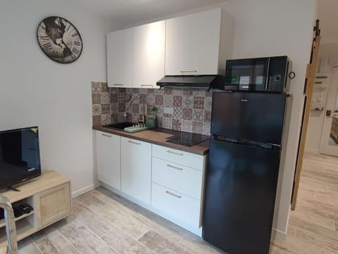 T1 - Bord de Mer Apartment in Sanary-sur-Mer