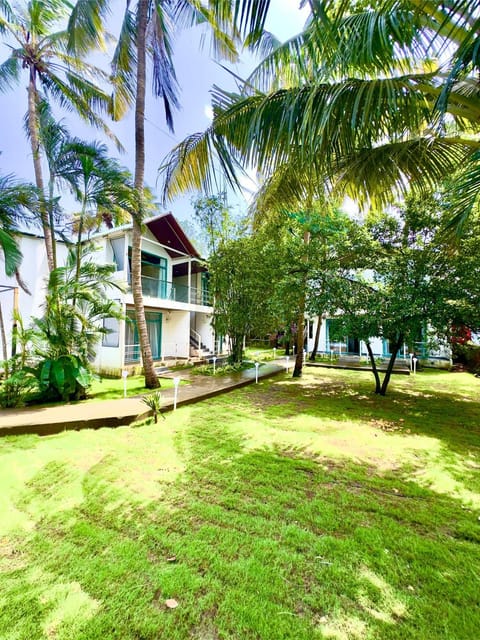 Property building, Garden view