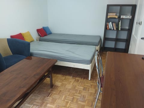 Bed, Game Room, Family