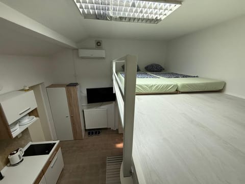 Studio apartman Bišće Apartment in Lika-Senj County
